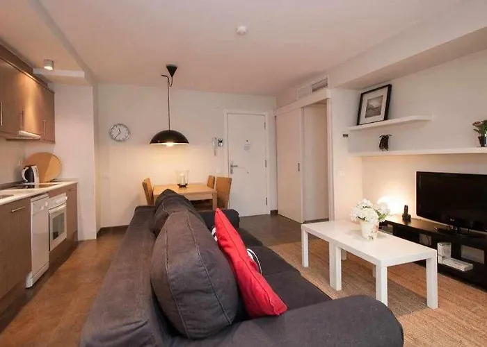 Port VII Apt Centrico Acogedor W Balcon 23